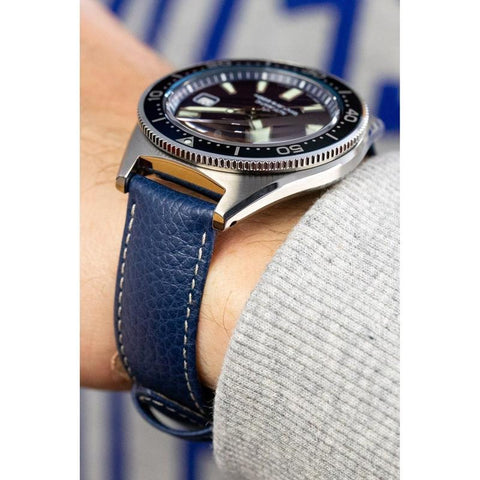 The Watch Boutique Hirsch KANSAS Buffalo-Embossed Calf Leather Watch Strap in BLUE with White Stitch