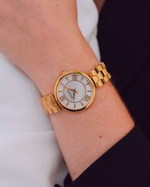 Balmain Sedirea Women's 31mm Mother of Pearl Dial Steel Watch