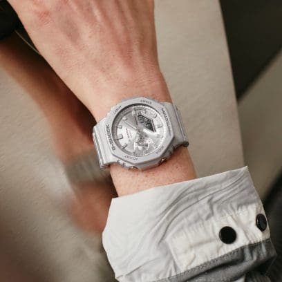 The Watch Boutique CASIO G-SHOCK ANALOG-DIGITAL MENS 200M - GA-2100FF-8ADR