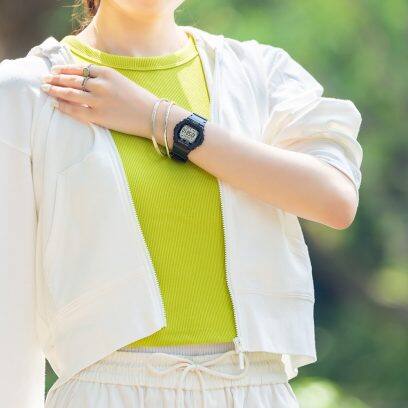 The Watch Boutique CASIO STANDARD WOMENS 100M - LWS-2200H-1AVDF