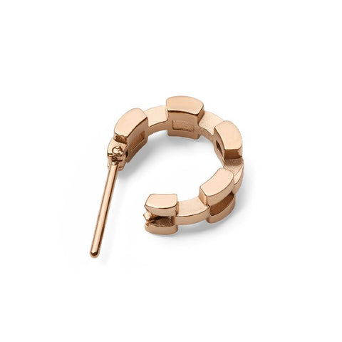 Elegant 13.6mm Daniel Wellington 3-link hoop earring in polished rose gold-plated stainless steel.