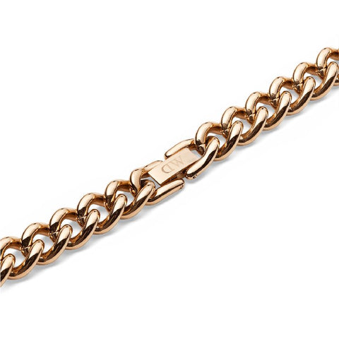 Daniel Wellington rose gold chunky chain necklace featuring polished stainless steel links and a secure fold-over clasp.