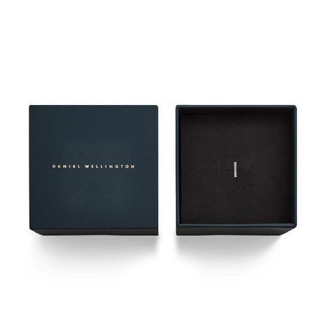 Daniel Wellington silver crystal bar stud earring in a 9mm stainless steel design, presented in a branded gift box.