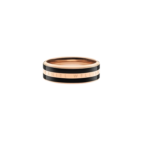Daniel Wellington Emalie ring in polished rose gold and black enamel with elegant minimalist engravings.