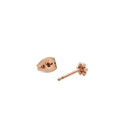 Elegant 4.5mm Daniel Wellington flower stud earring in rose gold-plated stainless steel with a delicate floral design.