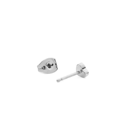 Elegant Daniel Wellington silver heart stud earring in stainless steel, featuring a delicate 3.8mm minimalist design.