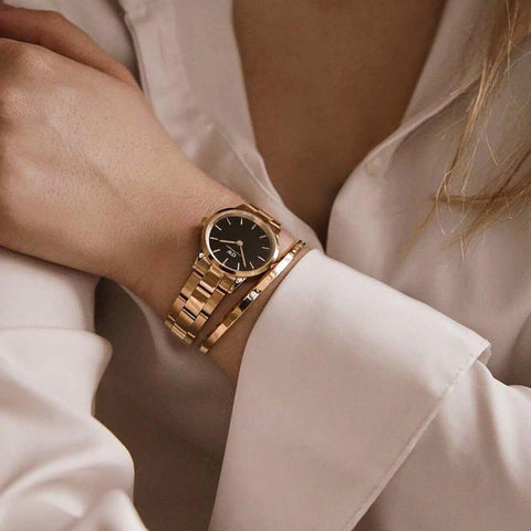 The Watch Boutique Daniel Wellington Iconic Link Rose Gold Watch 28mm