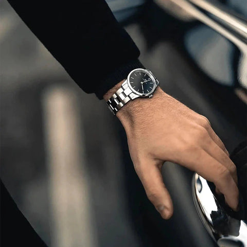 The Watch Boutique Daniel Wellington Iconic Link Silver Watch 28mm