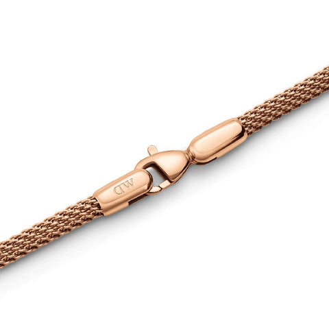 Daniel Wellington Melrose rose gold mesh bracelet featuring a secure lobster clasp and elegant stainless steel design.