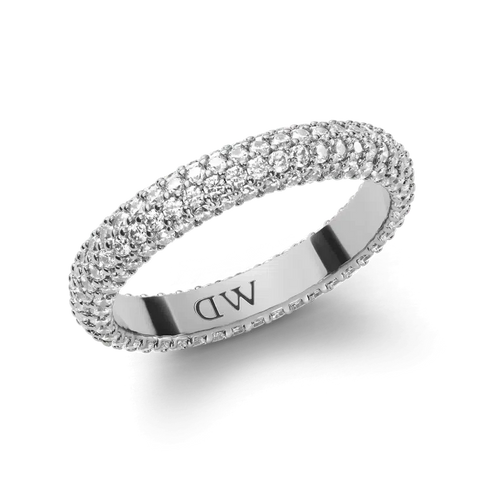 Daniel Wellington silver Pavé ring featuring sparkling crystals in a rhodium-plated brass claw setting.