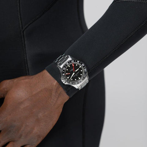 The Watch Boutique Hamilton Khaki Navy Scuba Auto GMT Black Dial H82555130