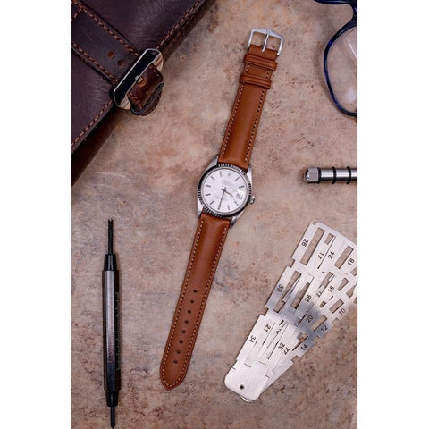 The Watch Boutique Hirsch KENT Textured Natural Leather Watch Strap in GOLD BROWN