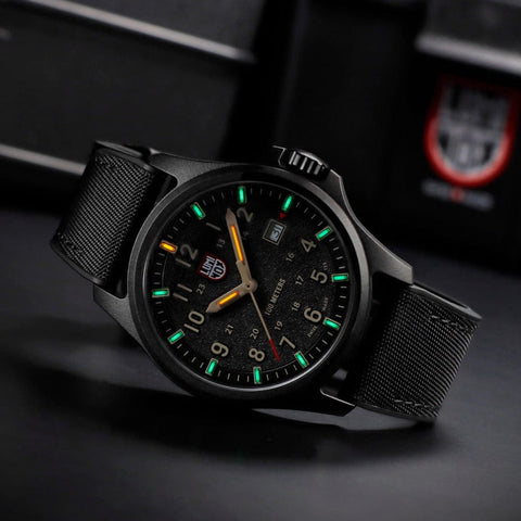 The Watch Boutique Luminox Atacama Field Urban Adventure 1970 Watch Set