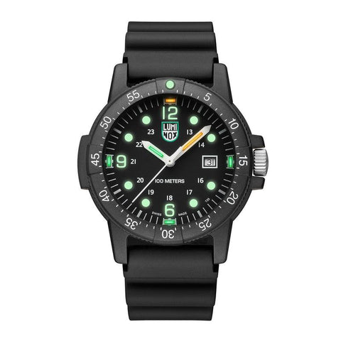 The Watch Boutique Luminox Men's Sea Bass Carbonox - X2.2001