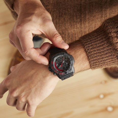 The Watch Boutique Luminox Navy SEAL Chronograph - 3581.EY