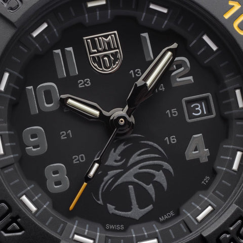The Watch Boutique Luminox Navy SEAL Foundation 3500 Dive Watch Limited Edition