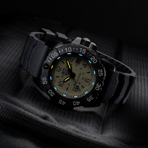 Luminox Navy SEAL Foundation Military/Dive Watch Set
