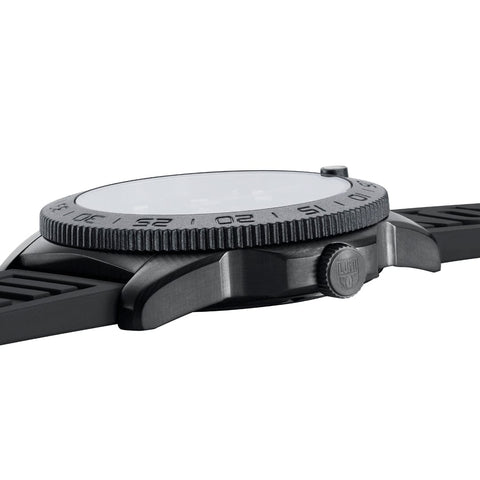 The Watch Boutique Luminox Pacific Diver Quartz Dive Watch