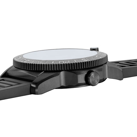 The Watch Boutique Luminox Pacific Diver Quartz Watch