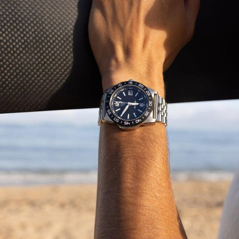 The Watch Boutique Luminox Pacific Diver Ripple - XS.3122M.1
