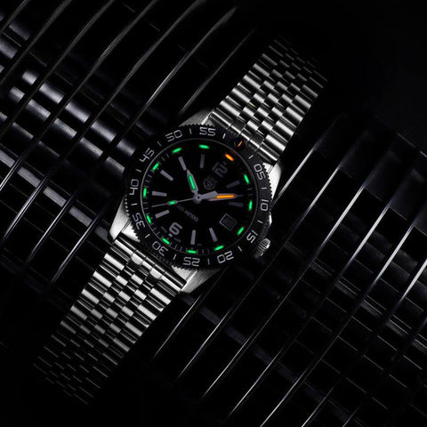 The Watch Boutique Luminox Pacific Diver Ripple - XS.3122M.1