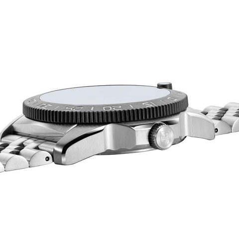 The Watch Boutique Luminox Pacific Diver Ripple - XS.3122M.1