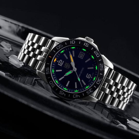 The Watch Boutique Luminox Pacific Diver Ripple - XS.3123M.SET