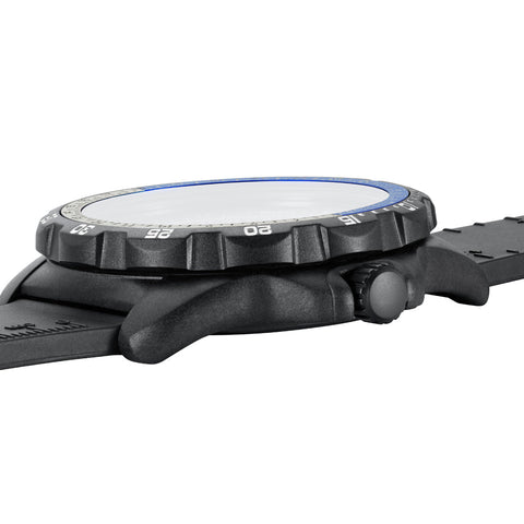 The Watch Boutique Luminox Recon Nav Spec Tactical GMT Carbonox Watch