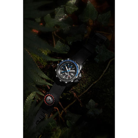 The Watch Boutique Luminox Recon Nav Spec Tactical GMT Carbonox Watch