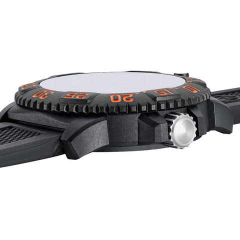 The Watch Boutique Luminox Sea Lion CARBONOX Dive Watch
