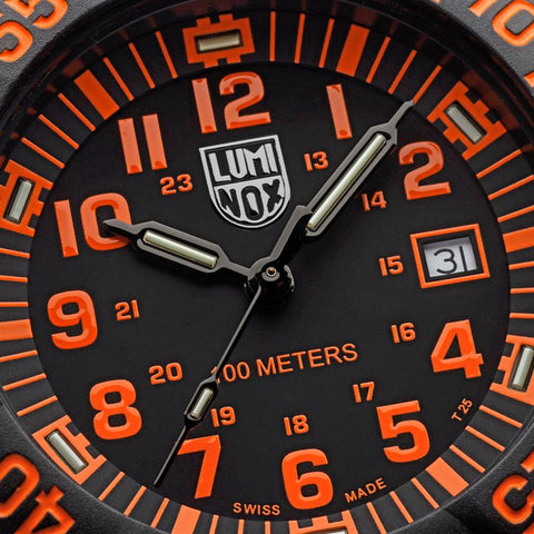 The Watch Boutique Luminox Sea Lion CARBONOX Dive Watch