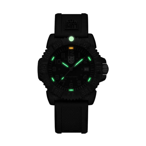 The Watch Boutique Luminox Sea Lion Carbonox - X2.2072