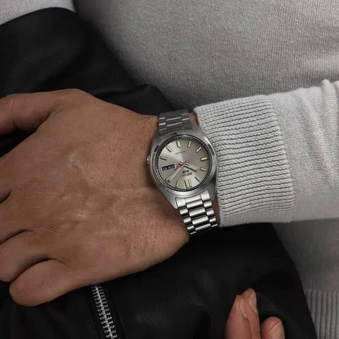The Watch Boutique Seiko 5 Sports SNXS Beige Chinos Classic Sports - SRPK91K1