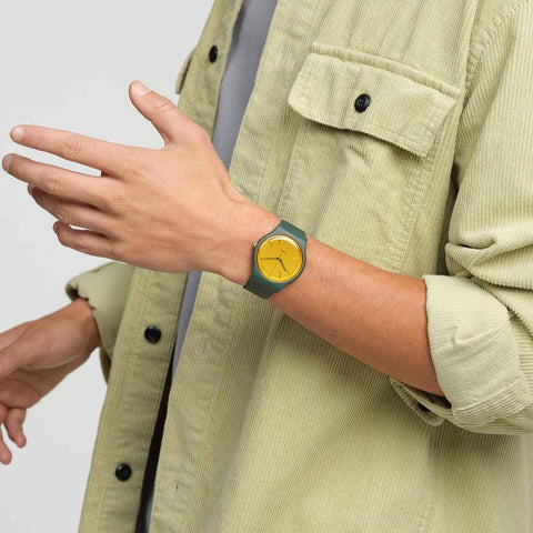 The Watch Boutique Swatch GOLD IN THE GARDEN Watch SO29G103
