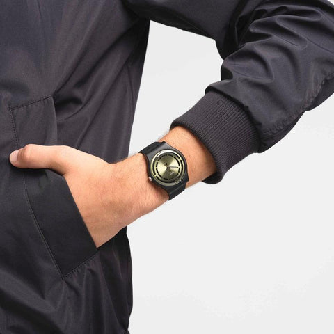 The Watch Boutique Swatch LEAFY LINE Watch SO32B117