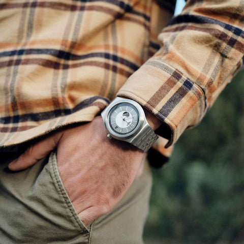 The Watch Boutique Swatch MOUVEMENT DE CURIOSITE Watch YIS433G