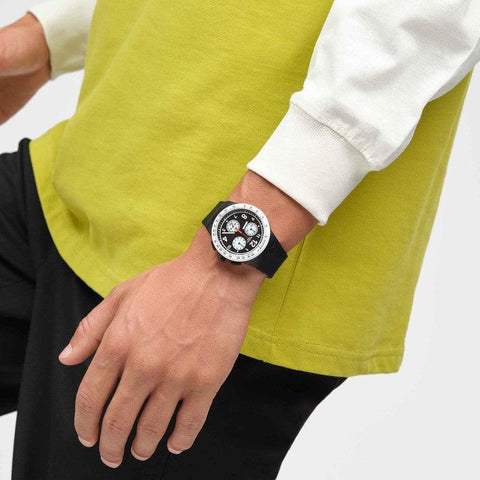 The Watch Boutique Swatch NOTHING BASIC ABOUT BLACK Watch SUSB420