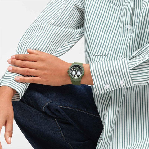 The Watch Boutique Swatch NOTHING BASIC ABOUT GREEN Watch SUSG406