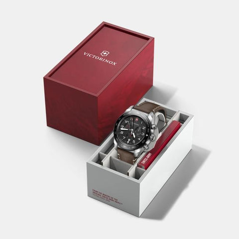 The Watch Boutique Victorinox Men'sChronograph - VIC242046