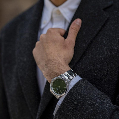 The Watch Boutique Daniel Wellington Iconic Link Emerald Watch 40mm
