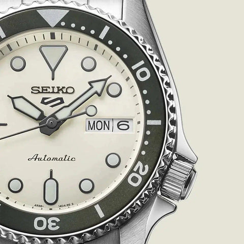 The Watch Boutique Seiko 5 Sports SKX ‘Midi’ Mono Watch - SRPK31K1